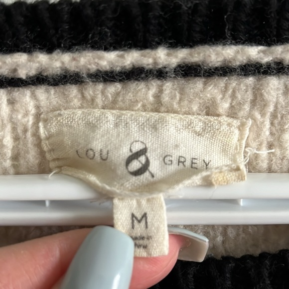 Knit sweater - Picture 3 of 3